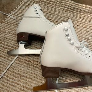 Riedell ice skates!